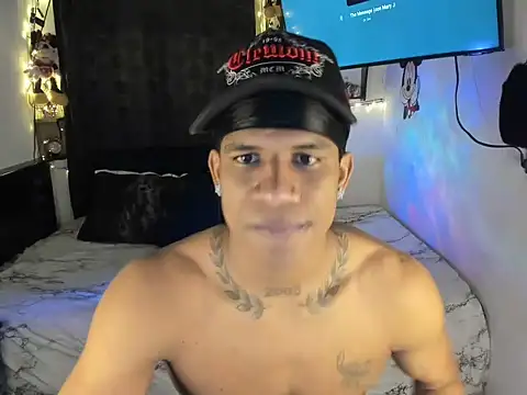JUANBIGCOCK21CM online show from July 2026 05:36:01 PM