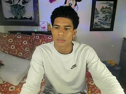 JUANBIGCOCK21CM online show from November 2025 09:30:01 PM