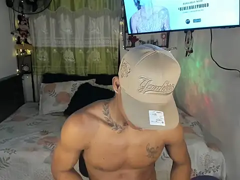 JUANBIGCOCK21CM online show from June 2026 06:52:02 AM