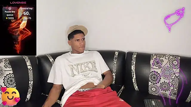 Snapshot of JUANBIGCOCK21CM chatting on April 2026 06:21:02 PM JUANBIGCOCK21CM online show from April 2026 06:21:02 PM