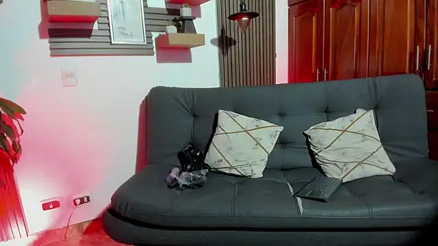 Melany 27 online show from December 2025 02:27:02 PM