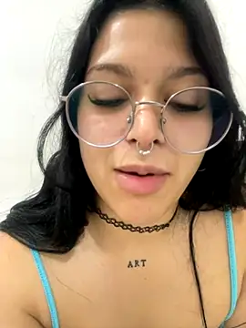 amazonaa9 online show from November 2025 05:02:01 PM