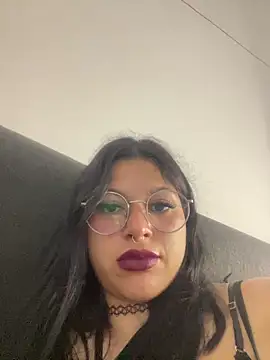 amazonaa9 online show from December 2025 05:34:01 AM