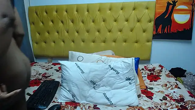 JuiceLips88 online show from June 2026 04:46:01 PM