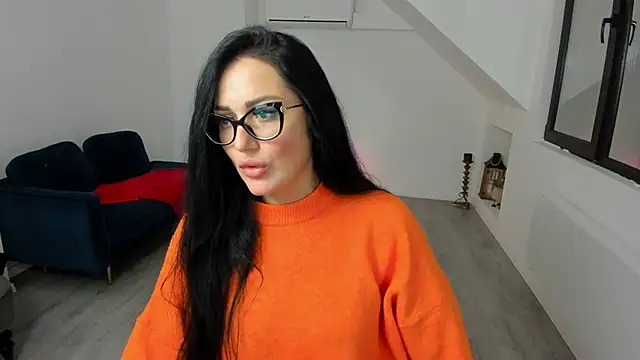 AnyaEvy online show from December 2025 05:01:02 AM