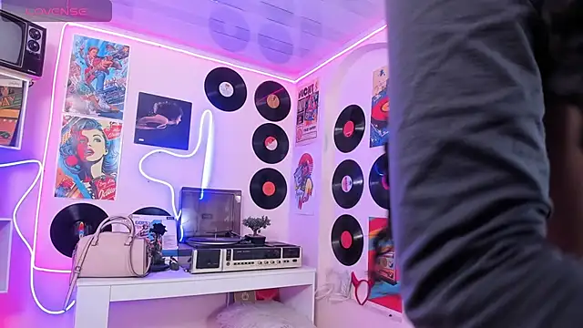 Heidy palmer online show from February 2026 08:52:02 PM