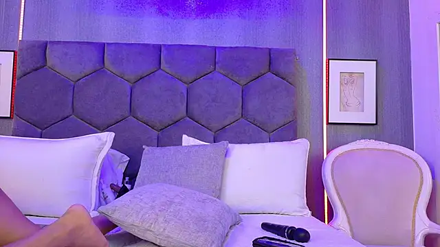 MelodySanz online show from December 2025 03:57:02 PM