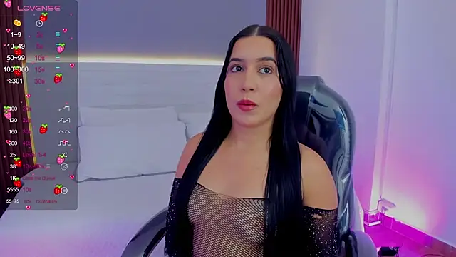 Amy Leah online show from December 2025 07:13:01 PM