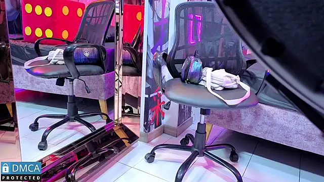 sofia sstonee  online show from December 2025 11:01:02 AM