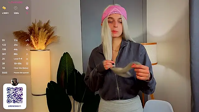 AdameShoyer online show from November 2025 07:13:02 PM