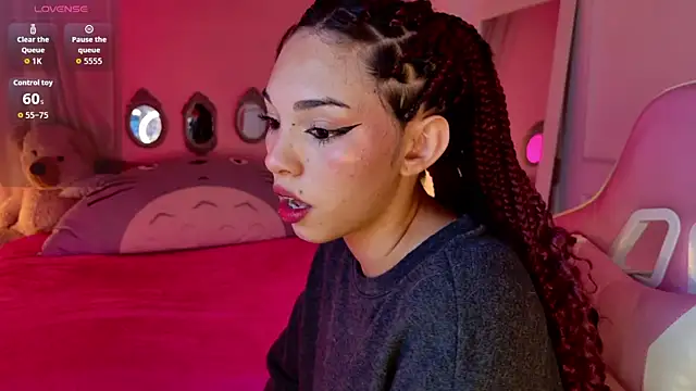 Lynaa love online show from November 2025 09:30:02 PM