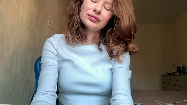 Snapshot of VikiraAmstrong chatting on November 2025 09:35:02 AM VikiraAmstrong online show from November 2025 09:35:02 AM