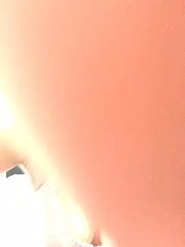 Vianca Costt online show from March 2026 03:32:01 AM