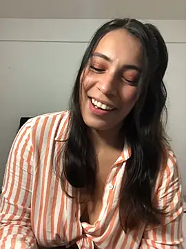 Vianca Costt online show from January 2026 04:05:02 AM