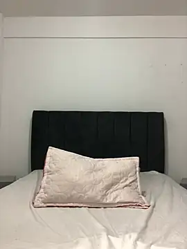 Vianca Costt online show from April 2026 05:19:01 AM