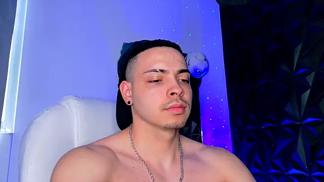 Maxwell Dupont online show from January 2026 08:49:02 PM