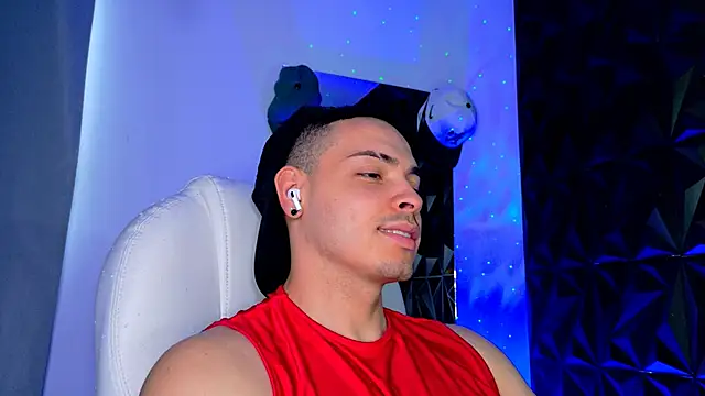 Maxwell Dupont online show from January 2026 08:47:01 PM