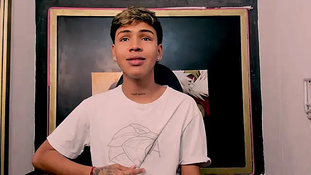 Timmy Kiing  online show from January 2026 09:18:02 PM