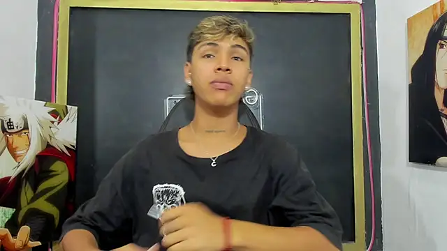 Timmy Kiing  online show from December 2025 08:28:02 PM