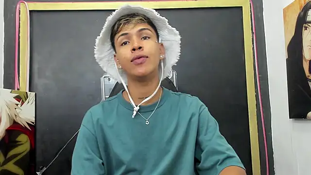 Timmy Kiing  online show from December 2025 09:09:02 PM