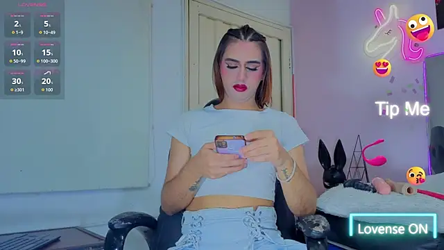 annahotdoll online show from December 2025 12:24:02 AM