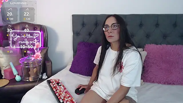 maripa0  69 online show from February 2026 11:00:02 PM