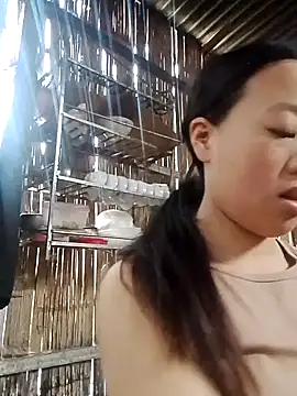 Yumiik2kk online show from November 2025 12:43:02 AM