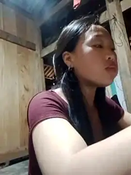 Yumiik2kk online show from December 2025 01:27:01 AM