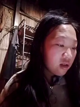 Yumiik2kk online show from December 2025 09:30:02 PM