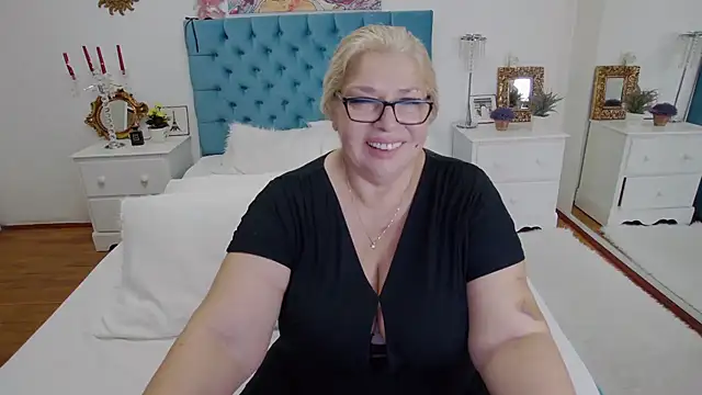 ByaStorm online show from September 2025 05:44:01 PM