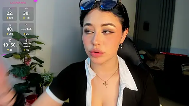 Snapshot of Dakhota_Rouge chatting on June 2026 04:09:02 AM Dakhota Rouge online show from June 2026 04:09:02 AM