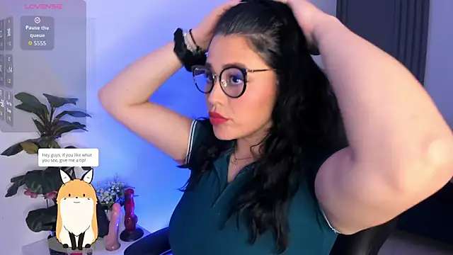 Snapshot of Dakhota_Rouge chatting on June 2026 04:21:01 AM Dakhota Rouge online show from June 2026 04:21:01 AM