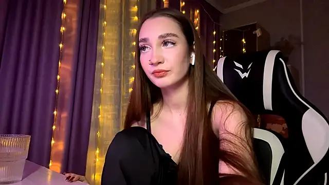 HollyPaw online show from January 2026 07:29:01 PM