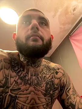 Snapshot of trickydickydaddy chatting on December 2025 10:47:02 AM trickydickydaddy online show from December 2025 10:47:02 AM