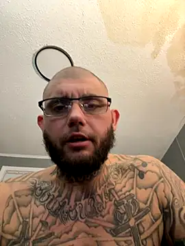 Snapshot of trickydickydaddy chatting on November 2025 12:54:01 AM trickydickydaddy online show from November 2025 12:54:01 AM