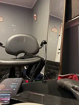 trickydickydaddy online show from April 2026 06:44:02 PM