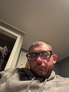 trickydickydaddy online show from March 2026 03:52:01 AM