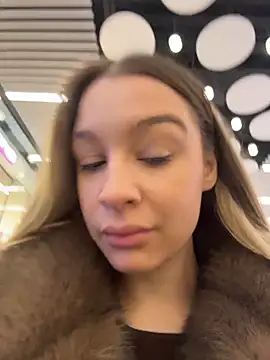 SashaCatt online show from November 2025 07:30:01 AM