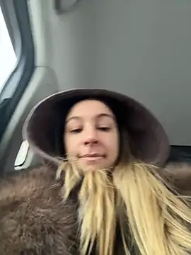 SashaCatt online show from February 2026 06:57:02 AM