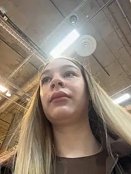 SashaCatt online show from April 2026 08:21:02 AM