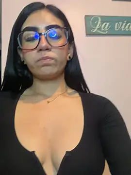 Snapshot of SCARLETT_INK_ chatting on June 2026 10:24:01 AM SCARLETT INK online show from June 2026 10:24:01 AM