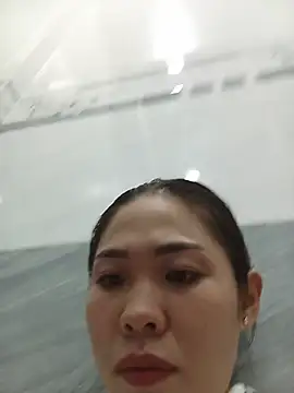 Snapshot of -Arabella- chatting on July 2026 04:42:01 AM -Arabella- online show from July 2026 04:42:01 AM