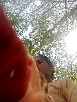 Snapshot of Seema_ji12 chatting on April 2026 06:05:02 AM Seema ji12 online show from April 2026 06:05:02 AM
