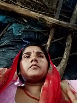 Snapshot of Seema_ji12 chatting on April 2026 01:06:02 AM Seema ji12 online show from April 2026 01:06:02 AM