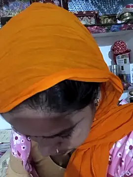 Hot suini online show from February 2026 12:13:02 PM