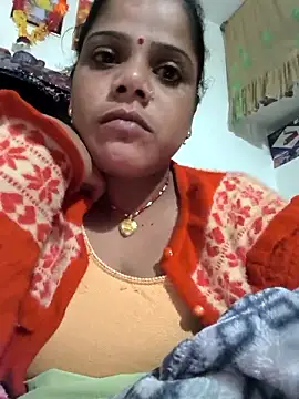 Hot suini online show from January 2026 06:55:02 PM