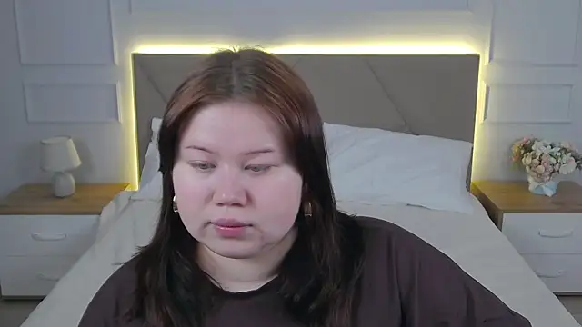 EvaNova  online show from March 2026 10:05:01 AM