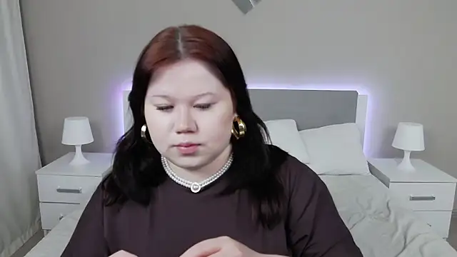 EvaNova  online show from January 2026 10:32:01 AM