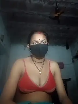 LOVE FI95 online show from November 2025 07:58:01 PM