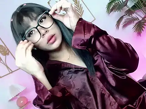 slutty lauraxxx online show from April 2026 12:06:01 PM